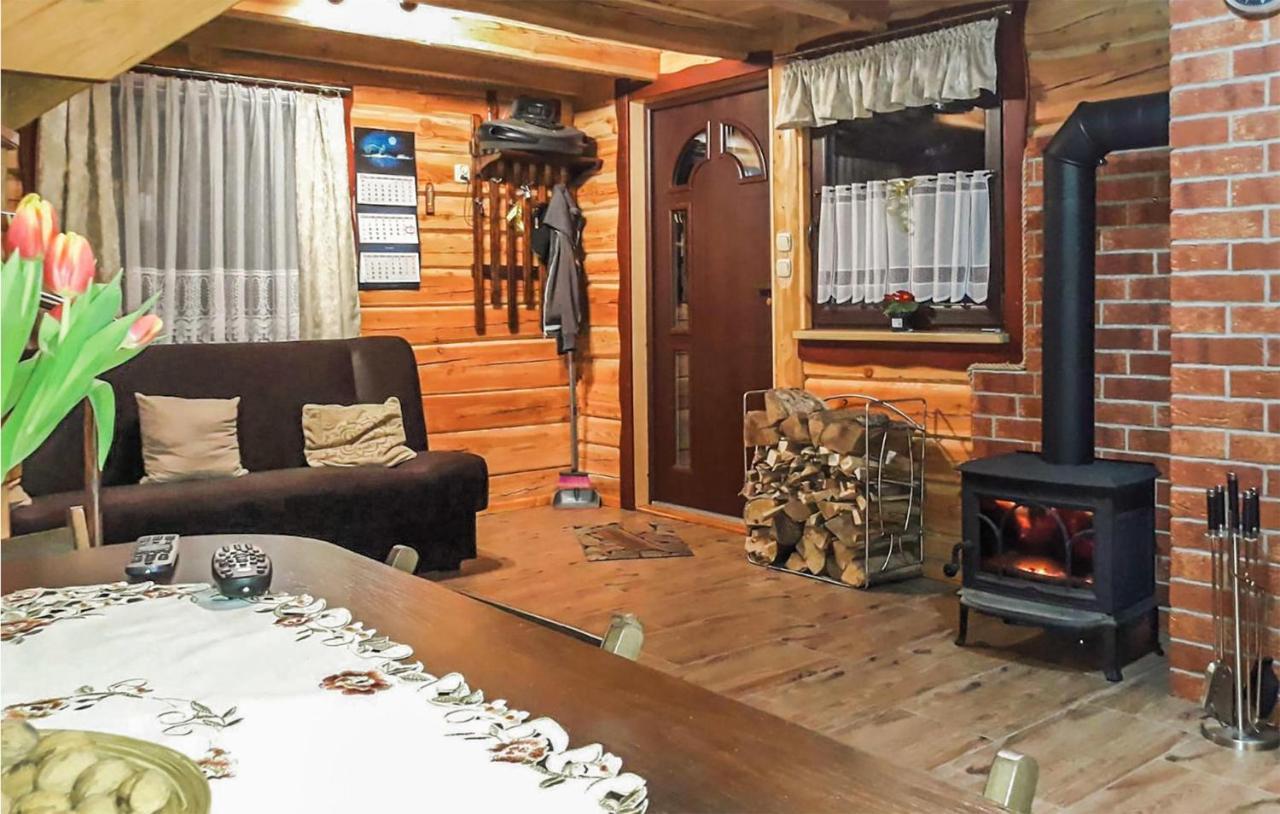 Awesome Home In Osiek With Kitchenette Exterior foto